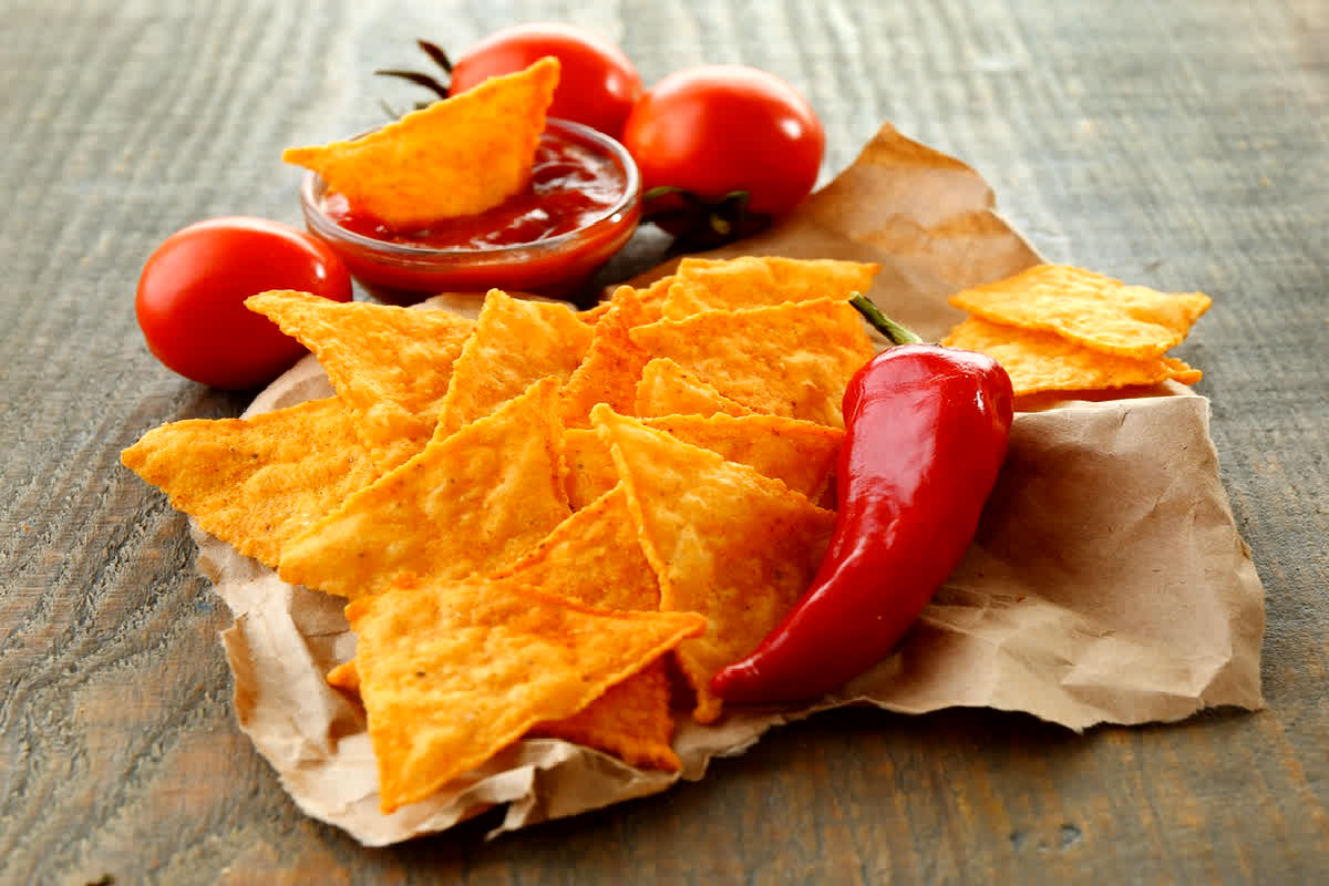 Chips Khane se Maut: चैलेंज ने छिनी जिंदगी…! तीखी चिप्स खाने से नाबालिग की मौत, डॉक्टर ने बताया ऐसा कैसे हुआ