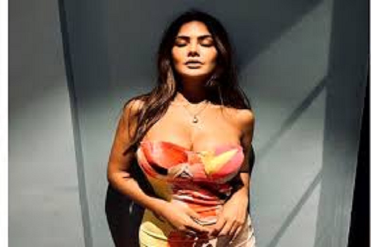 इस शख्स के साथ इश्क लड़ा रही थी बॉलीवुड की ये हॉट एक्ट्रेस, अब लेंगी सात फेरे, बोलीं- अब तक मेरे तीन बच्चे…