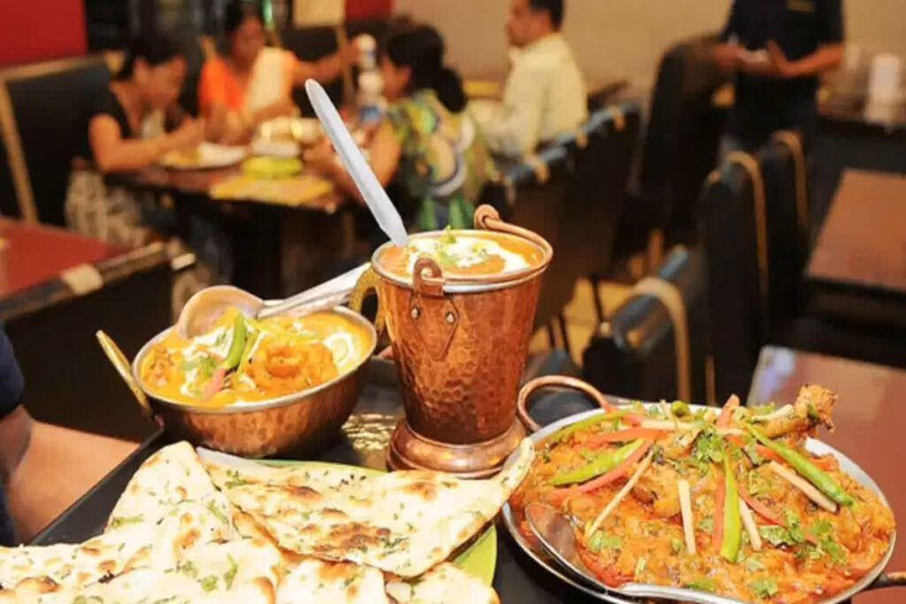 Waiter Serve Chapati After Masterbate