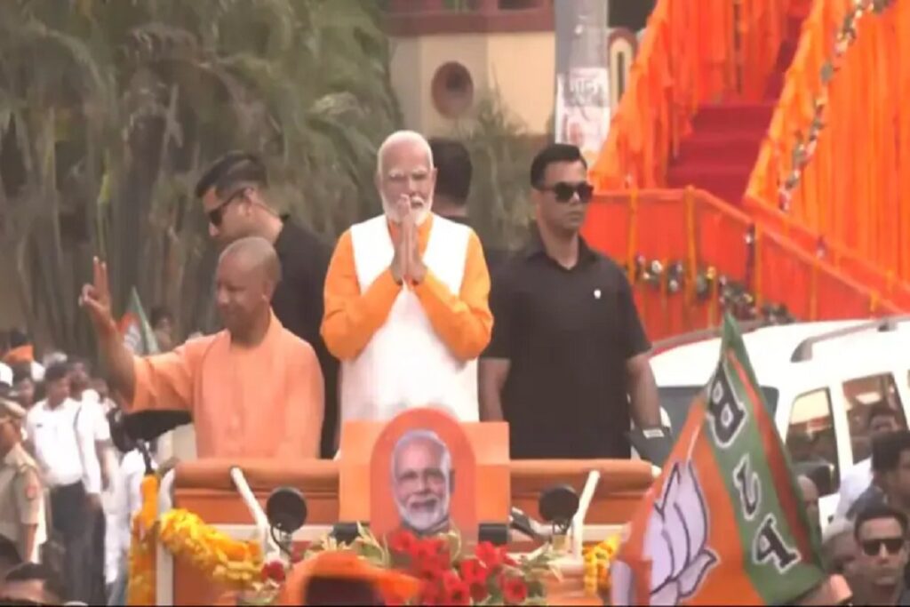 PM Modi Varanasi Roadshow LIVE