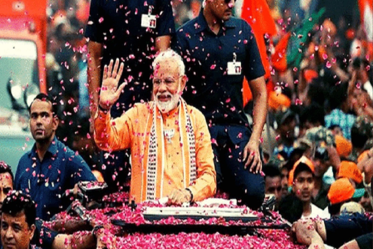 PM Modi Nomination Varanasi : इस शुभ मुहूर्त पर 13 मई को वाराणसी से नामांकन दाखिल करेंगे PM मोदी, स्वागत की तैयारी में जुटी भाजपा