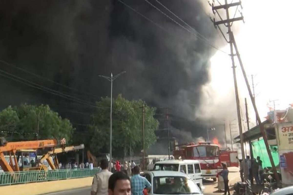 रायपुर में बिजली कंपनी के यार्ड में आगजनी की जांच पूरी, जानें कितने करोड़ का हुआ नुकसान, जांच समिति पर दोषियों को बचाने के आरोप