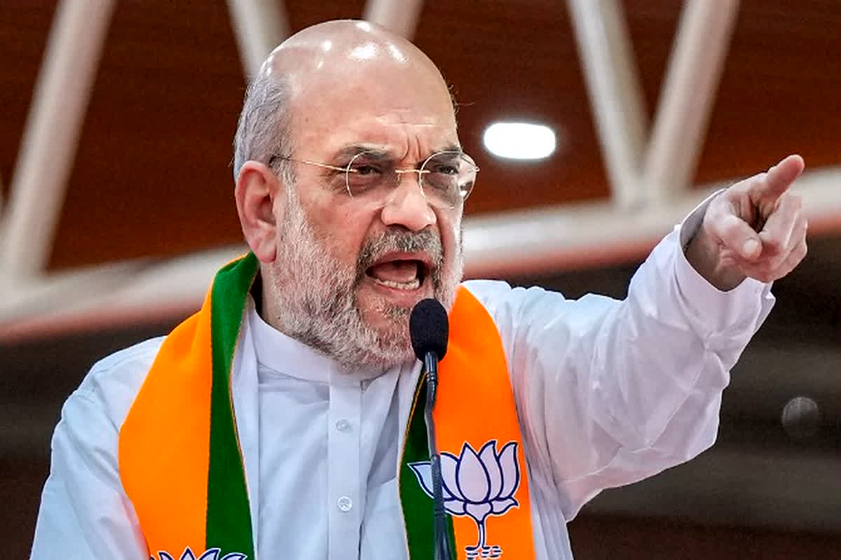 Lok Sabha Election 2024: ‘तीसरी बार भी नरेंद्र मोदी ही बनेंगे प्रधानमंत्री’, रैली में कांग्रेस-सपा पर बरसे अमित शाह…