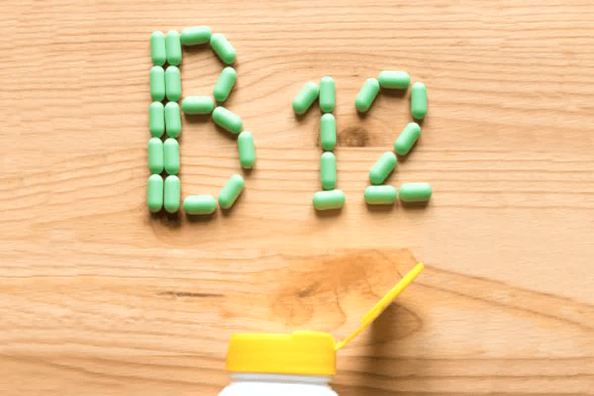 Health Tips: अगर आप भी ले रहे हैं विटामिन बी-12 का ओवरडोज? तो इन चीजों से तुरंत करें परहेज…
