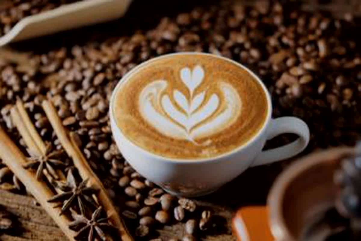 Health Tips : सुबह उठते ही भूल से भी न पीएं कॉफी, वरना झेलनी पड़ सकती है ये परेशानियां…
