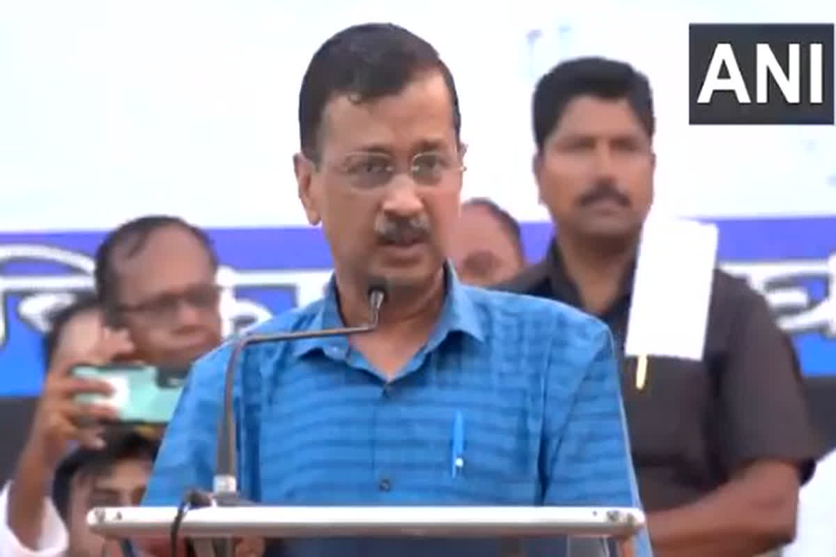 Delhi chunav result: पूरे परिणाम आने से पहले भी केजरीवाल ने मान ली हार, भाजपा को जीत के लिए दी बधाई