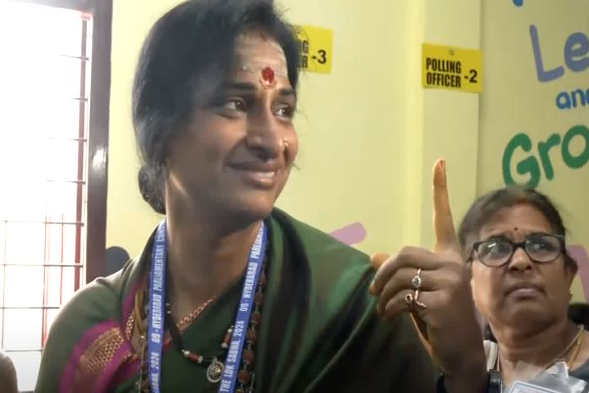 Madhavi Latha Cast Vote : ओवैसी के खिलाफ मैदान में उतरी माधवी लता ने किया मताधिकार का प्रयोग, मतदान के बाद कही ये बड़ी बात