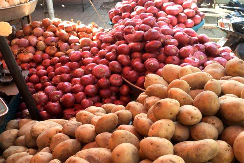 onion price hike in india