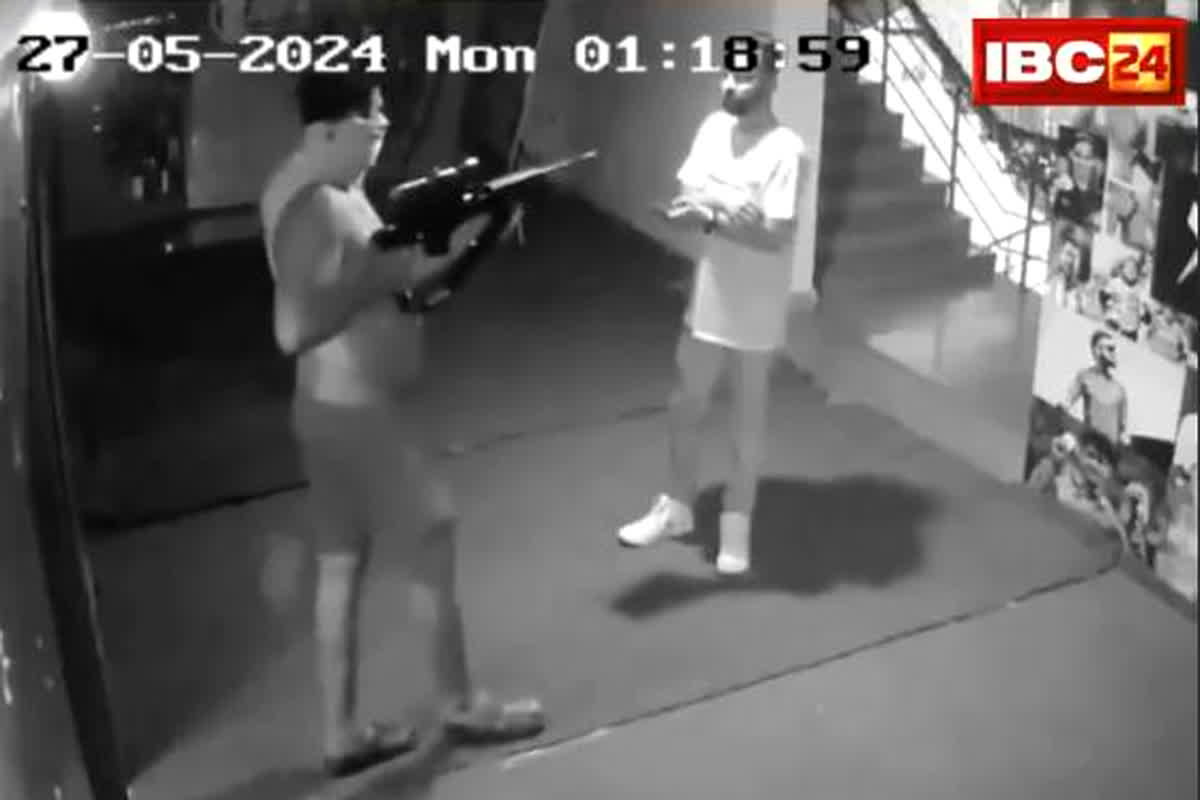 Murder Live Video: बार में डीजे बजाने वाले युवक की गोली मारकर हत्या, घटना का लाइव वीडियो आया सामने