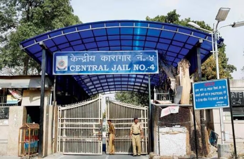 Delhi Tihar Jail gets bomb threat