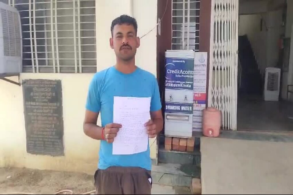 2 sanitation workers who entered the tank for cleaning died