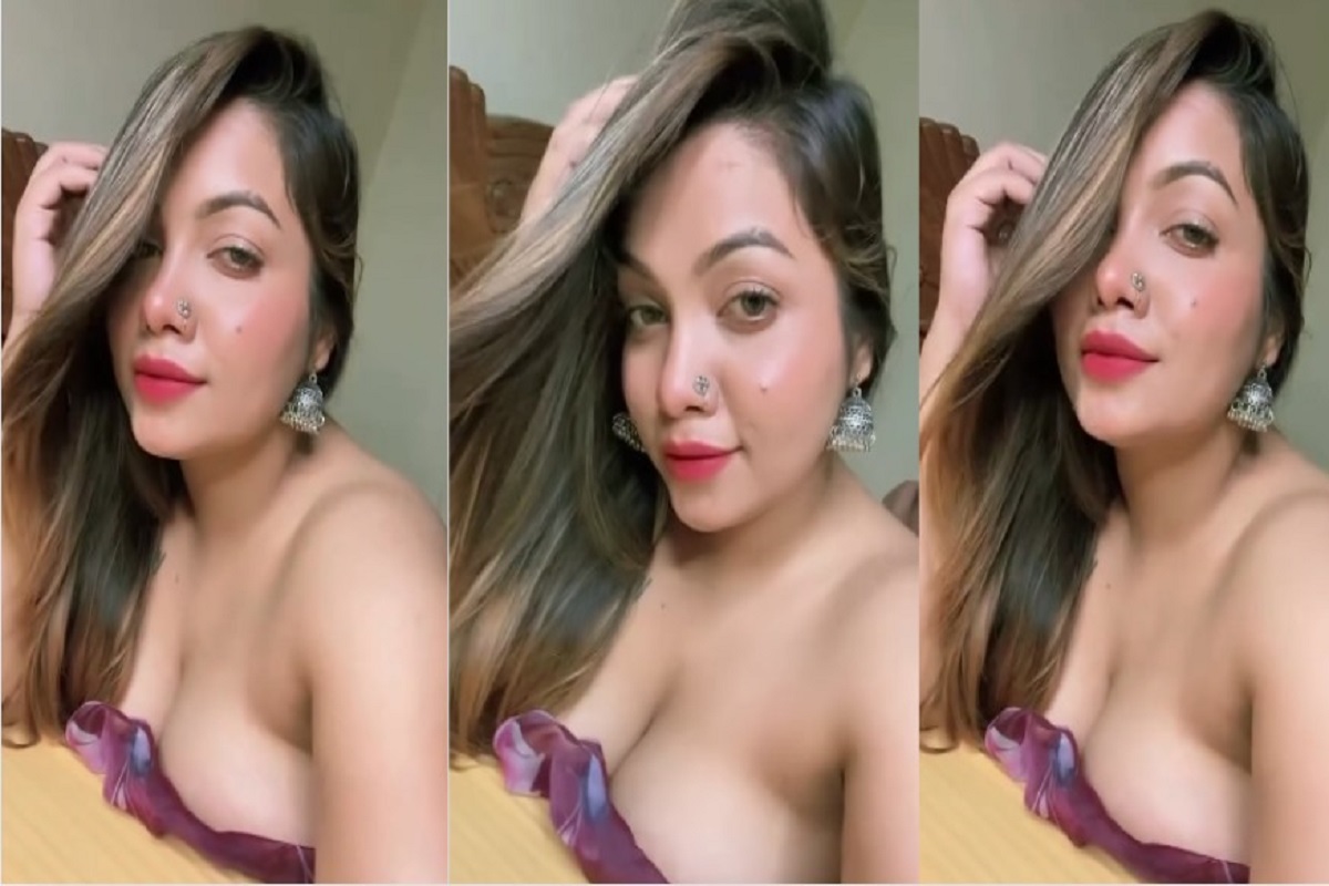 Sexy Video: ब्रालेस होकर बेड पर लेट गई देसी भाभी, फिर दिखाई अपनी सेक्सी अदाएं, लड़के तो दूर बूढ़े भी हो गए मदहोश