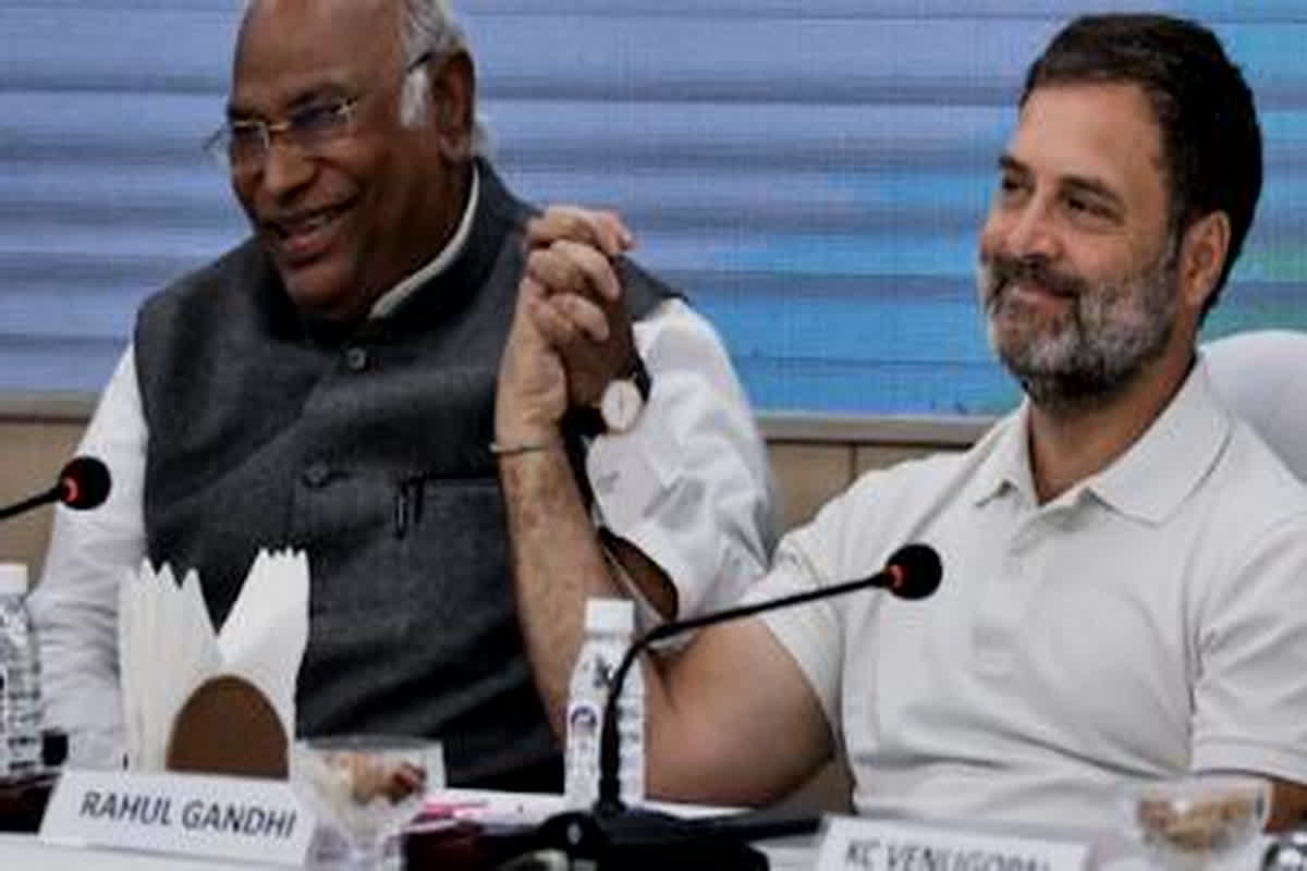 CWC Meeting : CWC की बैठक में राहुल गांधी के नाम पर लगी मुहर, सदन में होंगे विपक्ष के नेता