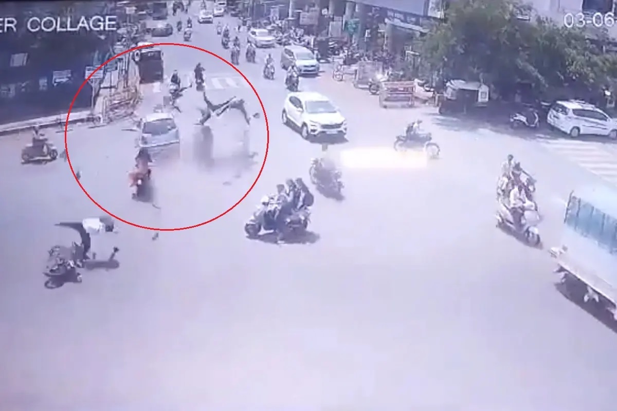 Road Accident: तेज रफ्तार कार ने 6 लोगों को कुचला, मौके पर ​तीन लोगों की मौत, वीडियो देखकर दहल जाएगा आपका दिल