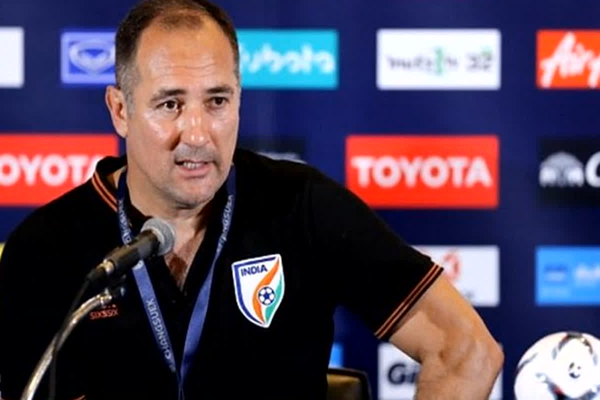 Football Coach: ‘कल्याण चौबे जितनी जल्दी छोड़ेंगे अध्यक्ष पद, भारतीय फुटबॉल के लिए उतना ही होगा अच्छा’, जानें किसने कही ये बात…