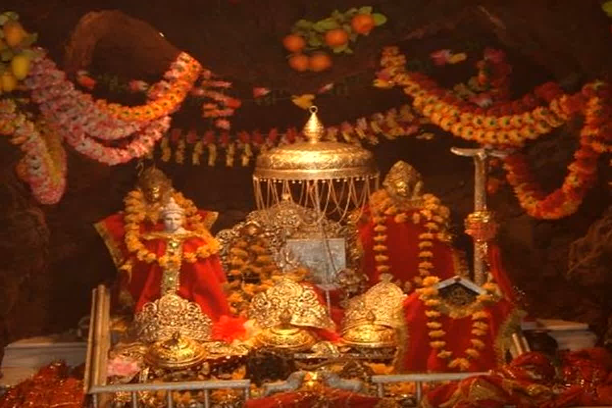 Maa Vaishno Devi: माता वैष्णो देवी के भक्तों के लिए खुशखबरी, श्रद्धालुओं के लिए शुरू हुई ये बड़ी सुविधा..