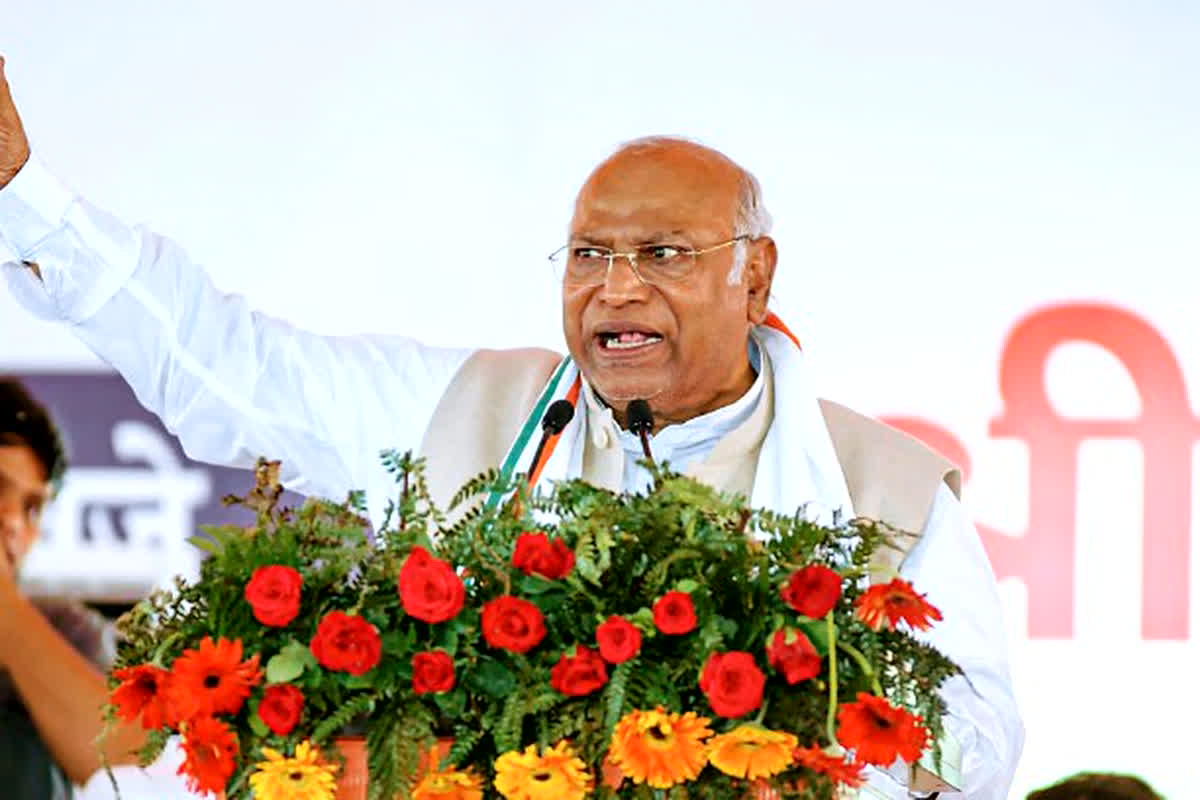 Lok Sabha Election 2024 Results: काउंटिंग से पहले खरगे ने नौकरशाहों को लिखा खुला पत्र, कहा- बिना किसी डर के देश की सेवा करें…