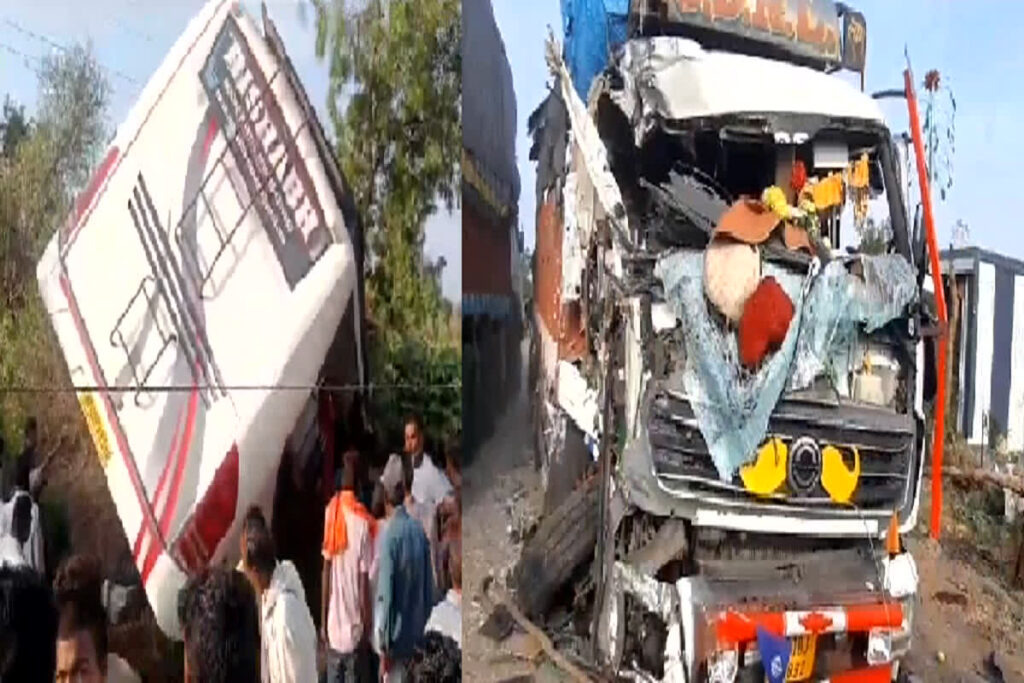 Khargone Road Accident