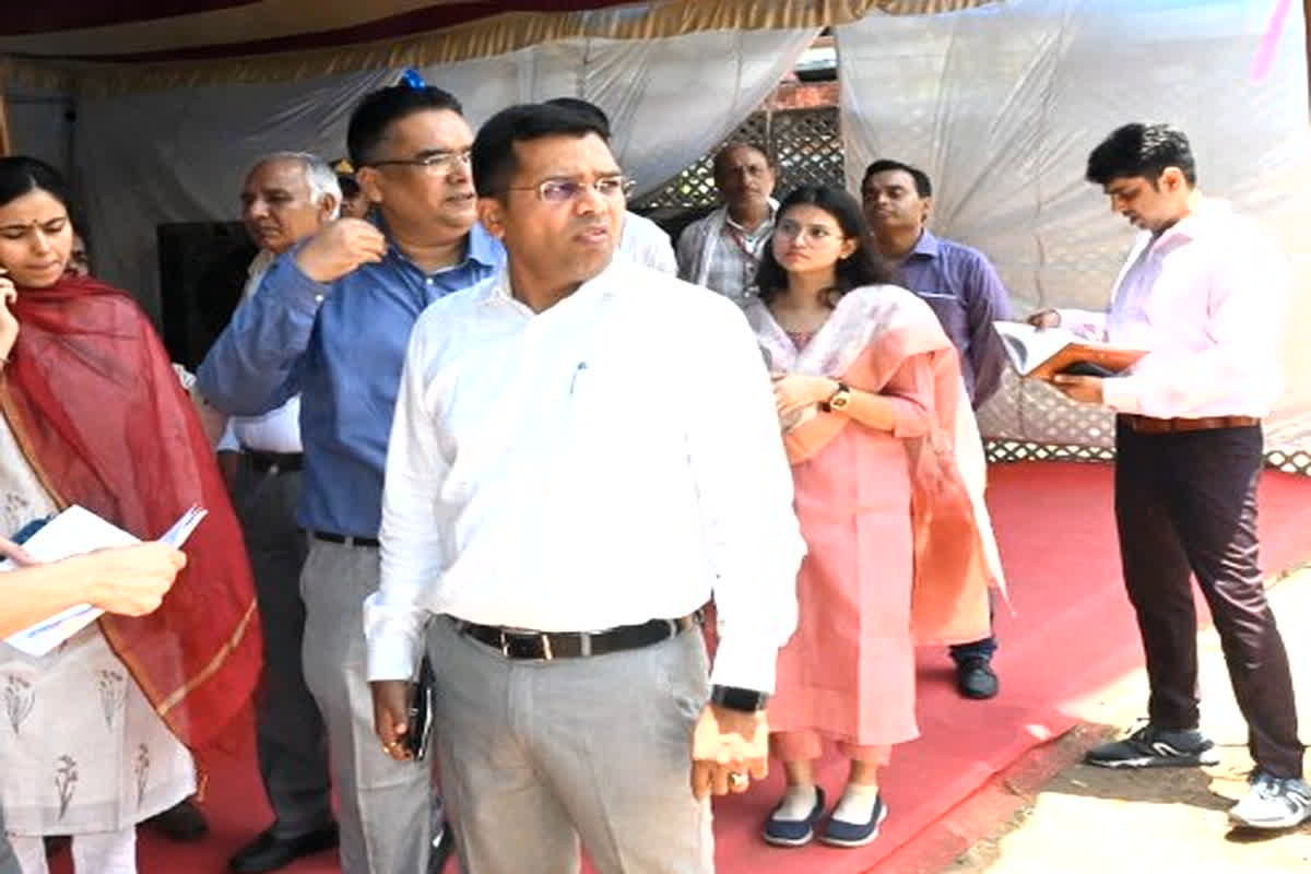 Jabalpur News: जबलपुर में हुई मतगणना की मॉक ड्रिल, रिटर्निंग ऑफिसर ने तैयारियों का लिया जायजा…