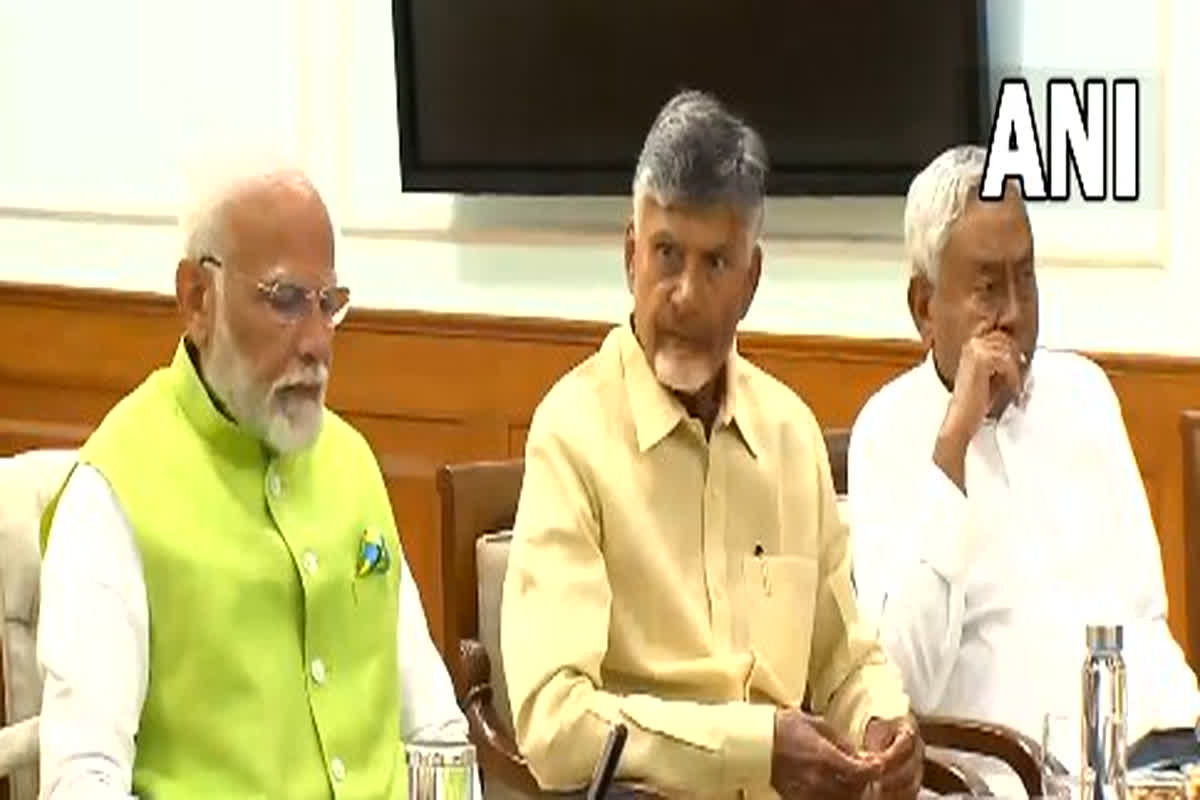 TDP Demands for Alliance with NDA: चंद्रबाबू नायडू ने मांगे 6 बड़े मंत्रालय तो नीतीश ने भी कर दी तीन विभाग के साथ तीन बड़ी डिमांड, सरकार बनने से पहले टेंशन में भाजपा