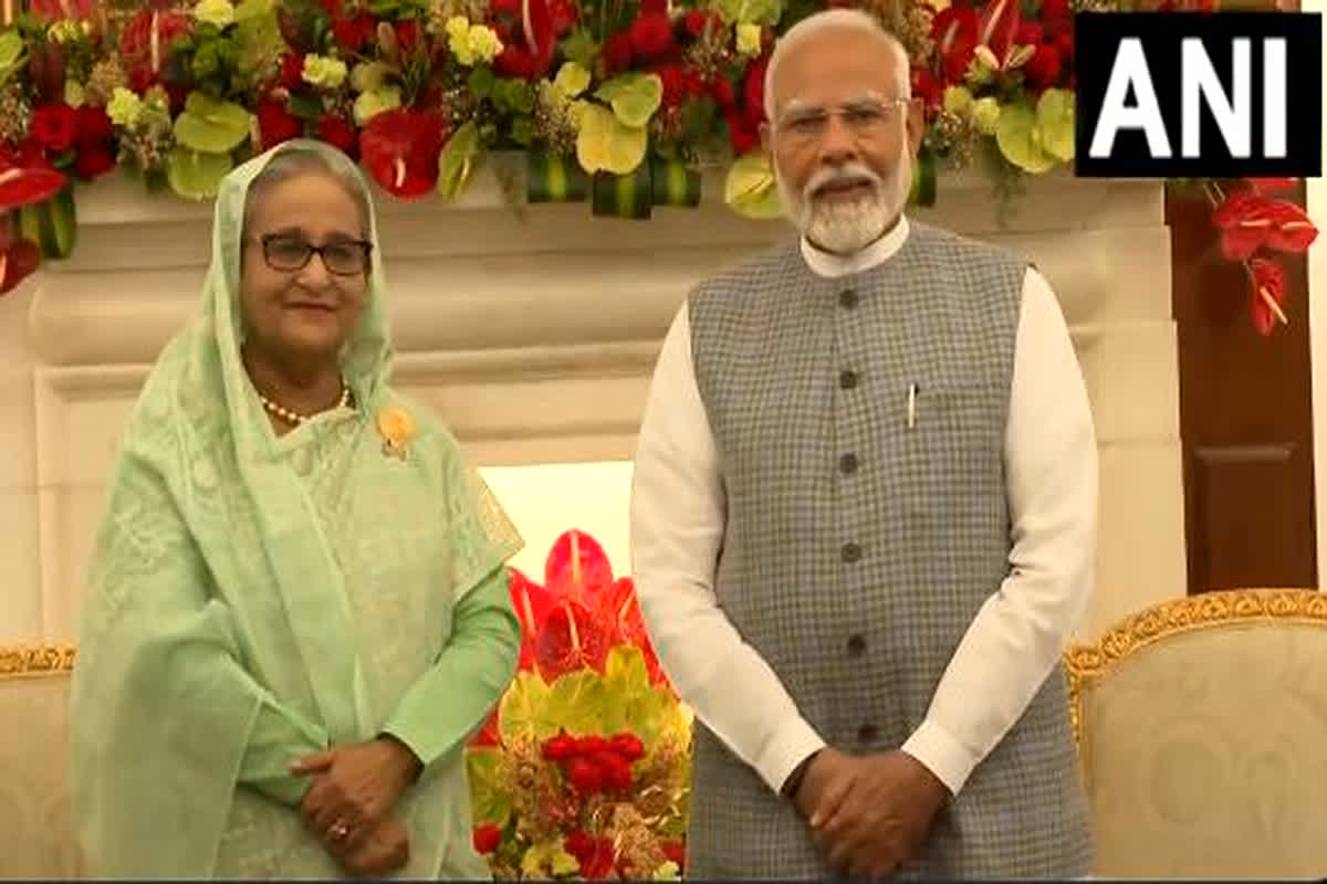 PM Sheikh Hasina: पीएम मोदी और पीएम शेख हसीना ने की प्रतिनिधिमंडल स्तर की बैठक, कई अहम मुद्दों पर की चर्चा