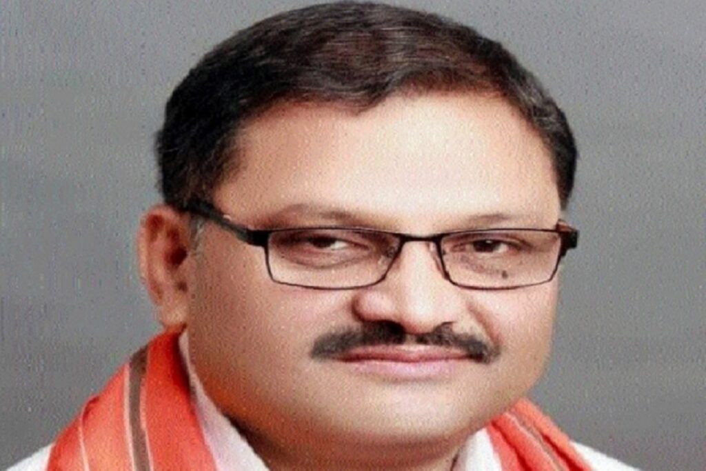 MP Santosh Pandey Big Statement