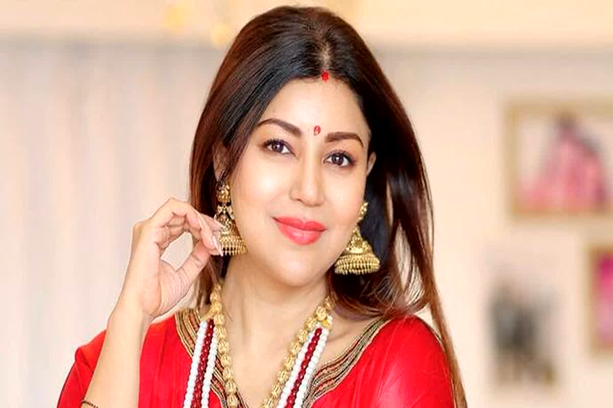 Debina Bonnerjee Health: रामायण की सीता का दर्द से हुआ बुरा हाल, इस गंभीर बीमारी से जूझ रही एक्ट्रेस