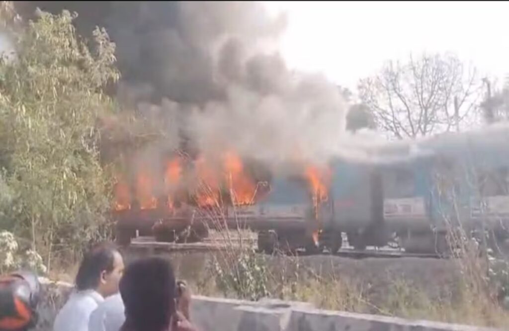 Fire in Taj Express Train