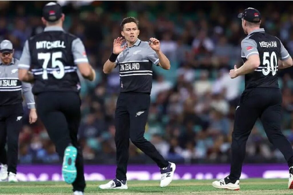 new zealand's fast bowler trent boult retirement