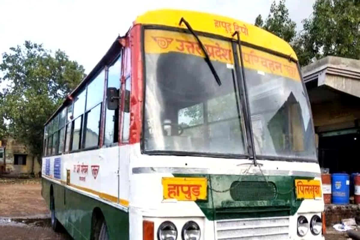 Roadways Bus Accident: रोडवेज की बस ने कार और ऑटो को मारी जोरदार टक्कर, मां-बेटे सहित पांच लोगों की मौत