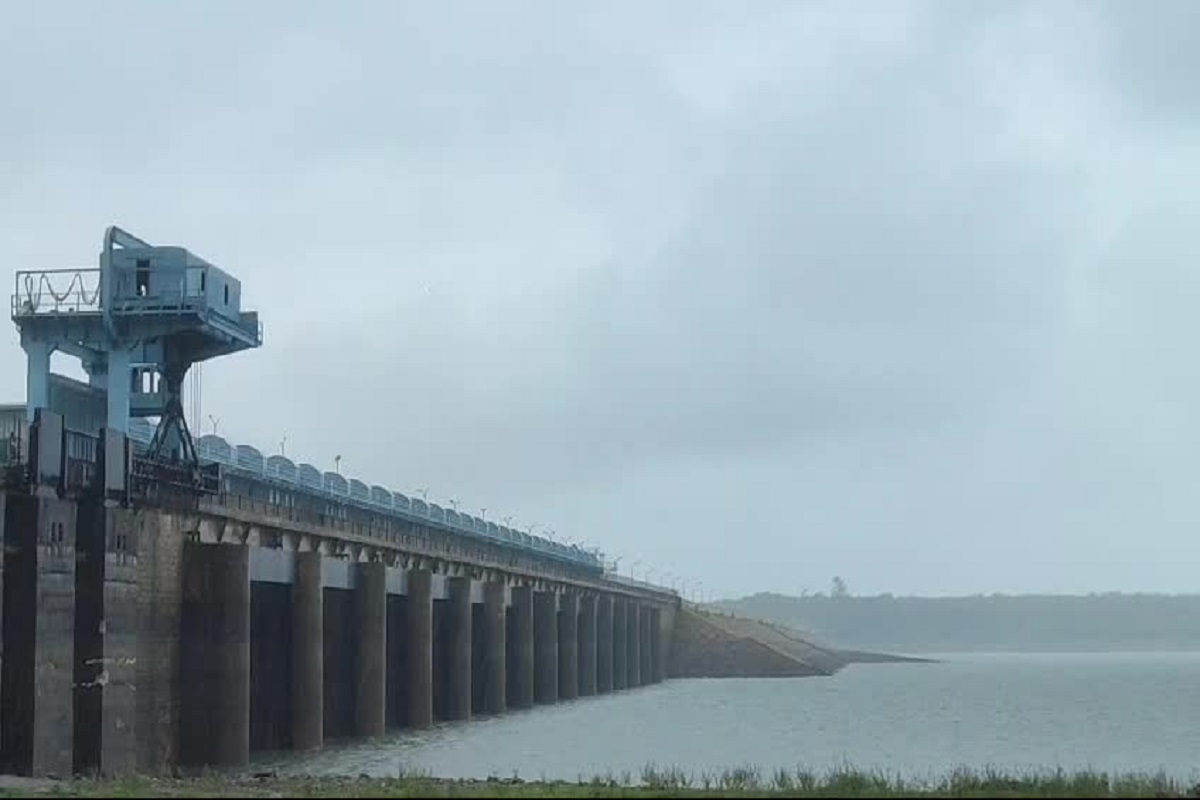 गंगरेल समेत इन बांधों में जलभराव की हालत सुधरी, जानें किस ​डेम में कितना जमा हुआ पानी