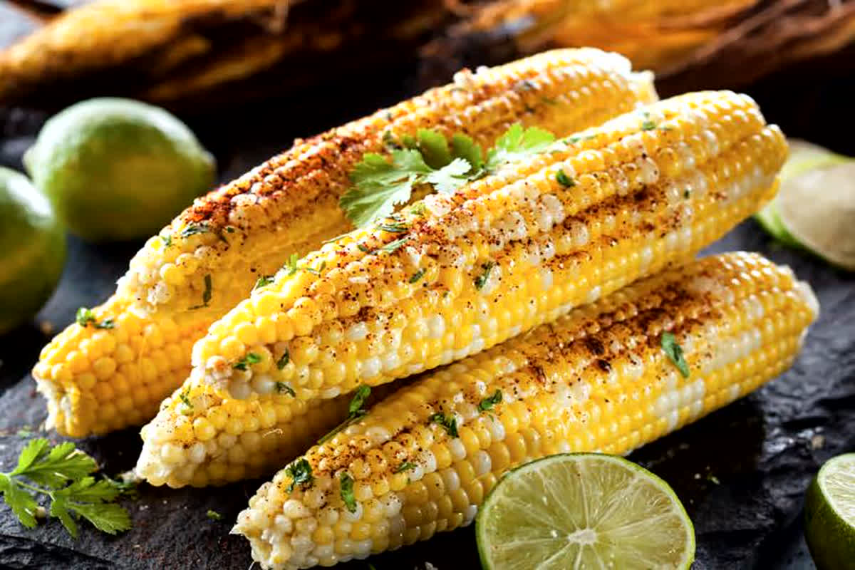 Benefits of Eating Corn : बारिश के मौसम में भुट्टा खाने के हैं कई फायदें, शरीर रहता है बीमारियों से दूर, आप भी जानें फायदें