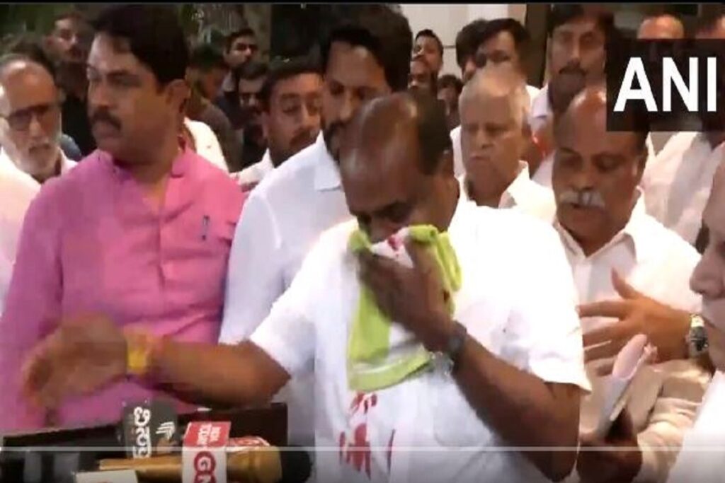 Union Steel Minister HD Kumaraswamy was admitted to hospital