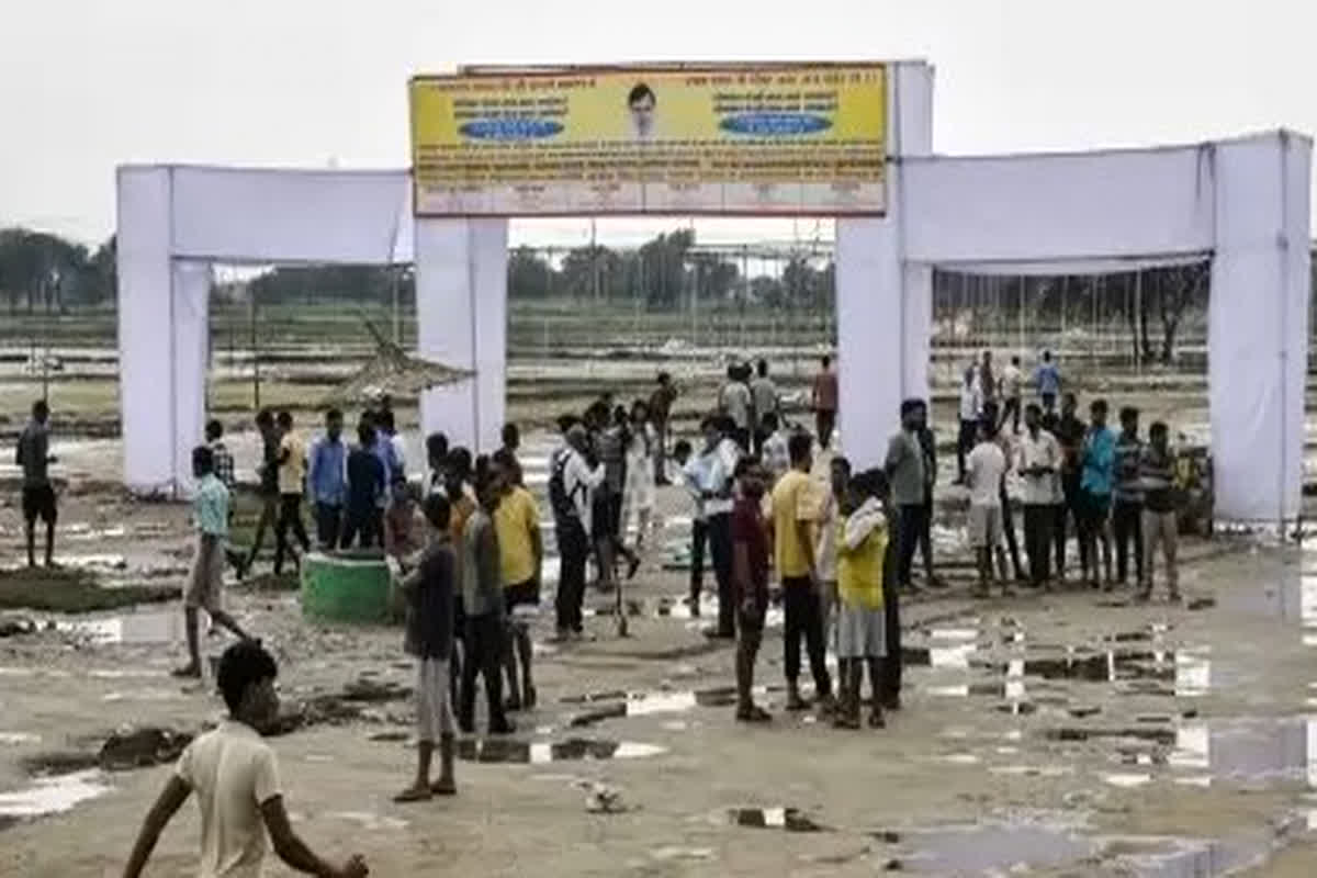 Hathras Stampede: SIT की रिपोर्ट में लापरवाही का बड़ा खुलासा, 119 लोगों के बयान, दोषियों को किया बेनकाब…