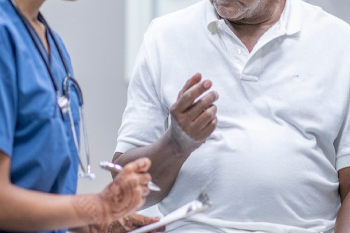 Patient-Doctor Love: 65 साल के मरीज को 25 साल की डॉक्टर से हुआ प्यार, लव लेटर लिख दिया शादी का प्रस्ताव, अब पुलिस उतार रही इश्क का ‘बुखार’