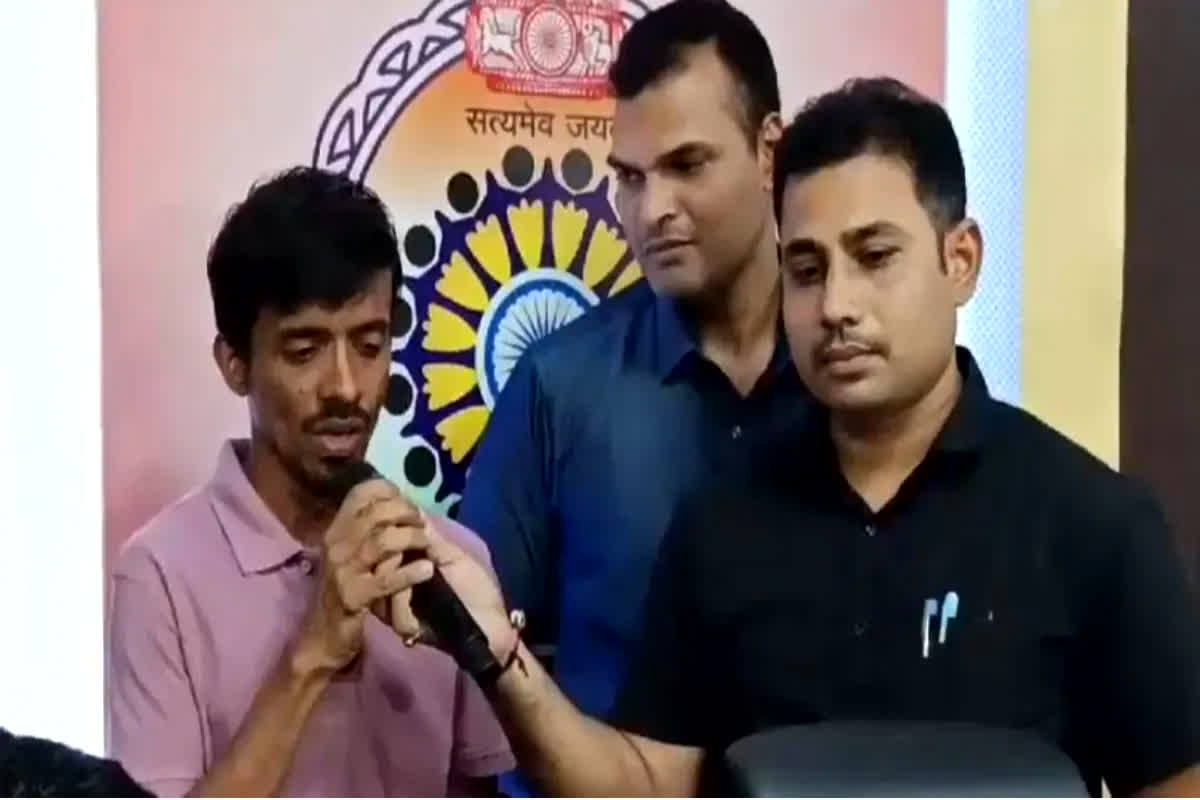 Fraud with Software Engineer: हैलो, मैं एकता बोल रही हूं… आवाज की फेर में फंस गया सॉफ्टवेयर इंजीनियर, सच्चाई सामने आई तो उड़ गए होश, निकला कोई और