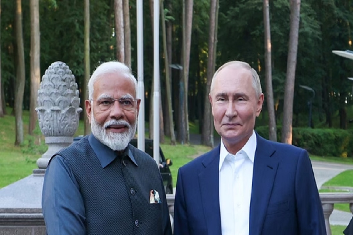 PM Modi Russia Visit: PM मोदी और रूसी राष्ट्रपति पुतिन के बीच आज होगी ये खास मीटिंग, हो सकते हैं ये समझौते, टिकीं अमेरिका सहित दुनिया भर की नजरें