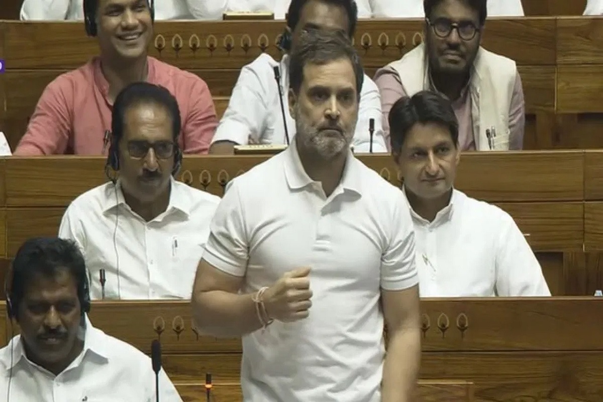 Rahul Gandhi in Parliament : गुजरात में बीजेपी के प्रदर्शन को लेकर राहुल गांधी की भविष्यवाणी, संसद में मोदी के सामने ही कह दी ये बात
