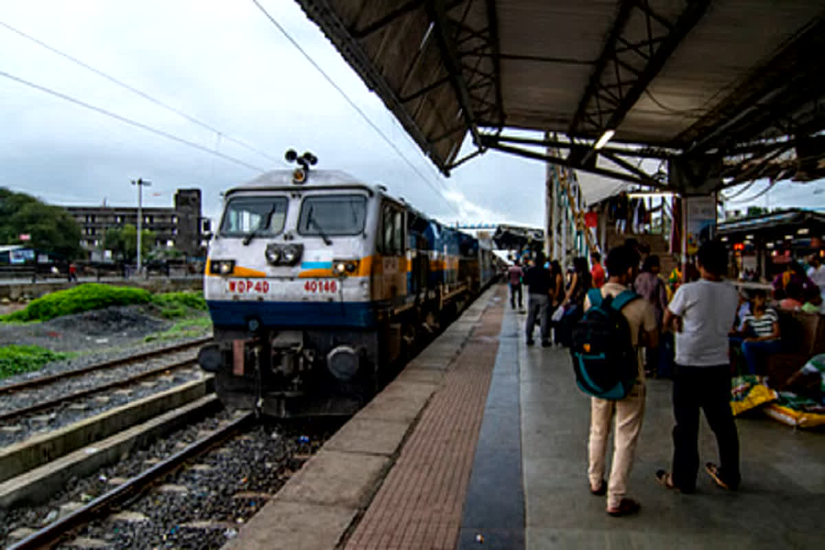 Railway Station Ko Hindi Mein Kya Kahate Hain : 99 फीसदी लोगों को नहीं पता इस सवाल का जवाब, क्या आप जानते हैं रेलवे स्टेशन का हिन्दी नाम? यहां पढ़े