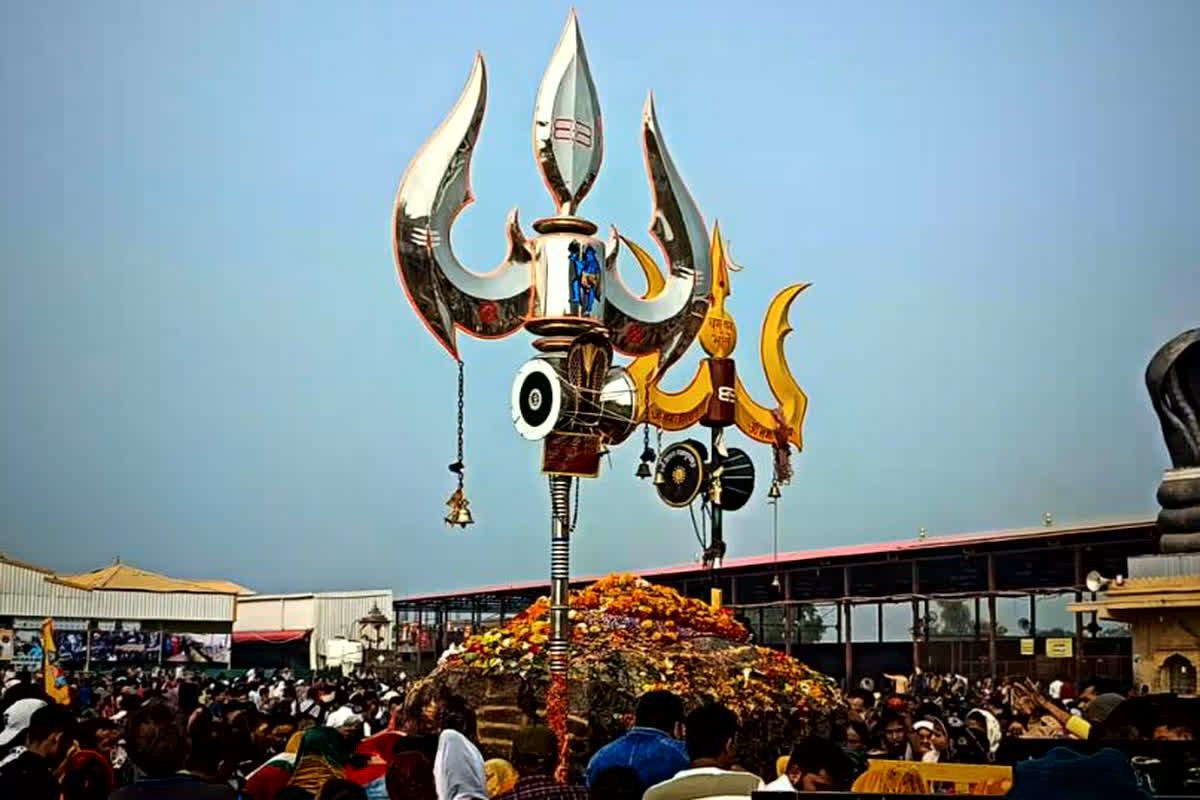 Sehore Jane Ke liye Kitna Paisa Lagta Hai: अब सिर्फ इतने रुपए देकर पहुंच जाएंगे पंडित प्रदीप मिश्रा के धाम सीहोर, कुबेरेश्वर धाम जाने वालों के लिए बड़ी राहत