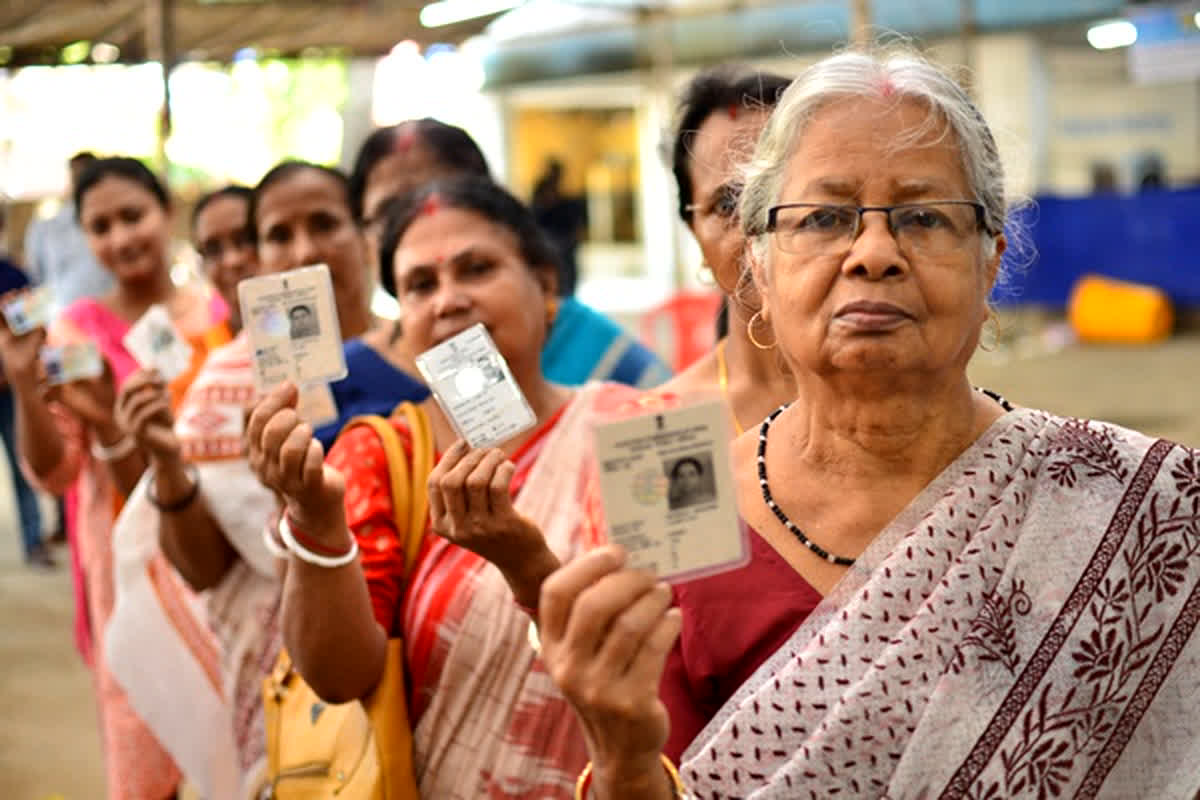 Amarwara By Election 2024: अमरवाड़ा सीट पर दोपहर 1 बजे तक 51 फीसदी वोटिंग, BJP प्रत्याशी कमलेश शाह ने किया मतदान, कहा- मैं जीत के प्रति आश्वस्त हूं