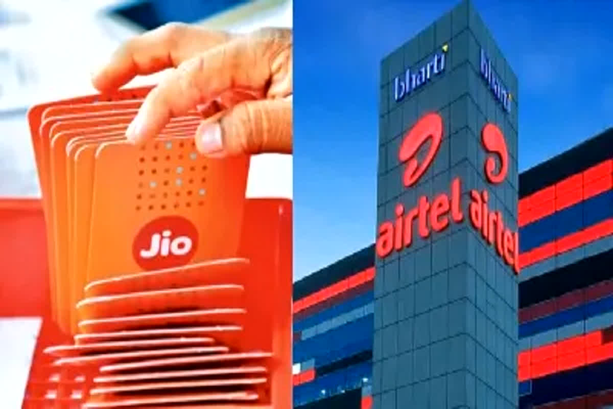 Jio Airtel New Recharge Plan 2024: आज से महंगा हुआ जियो और एयरटेल का रिचार्ज, अब देने होंगे इतने रुपए, यहां देखें क्या है नया टैरिफ प्लान