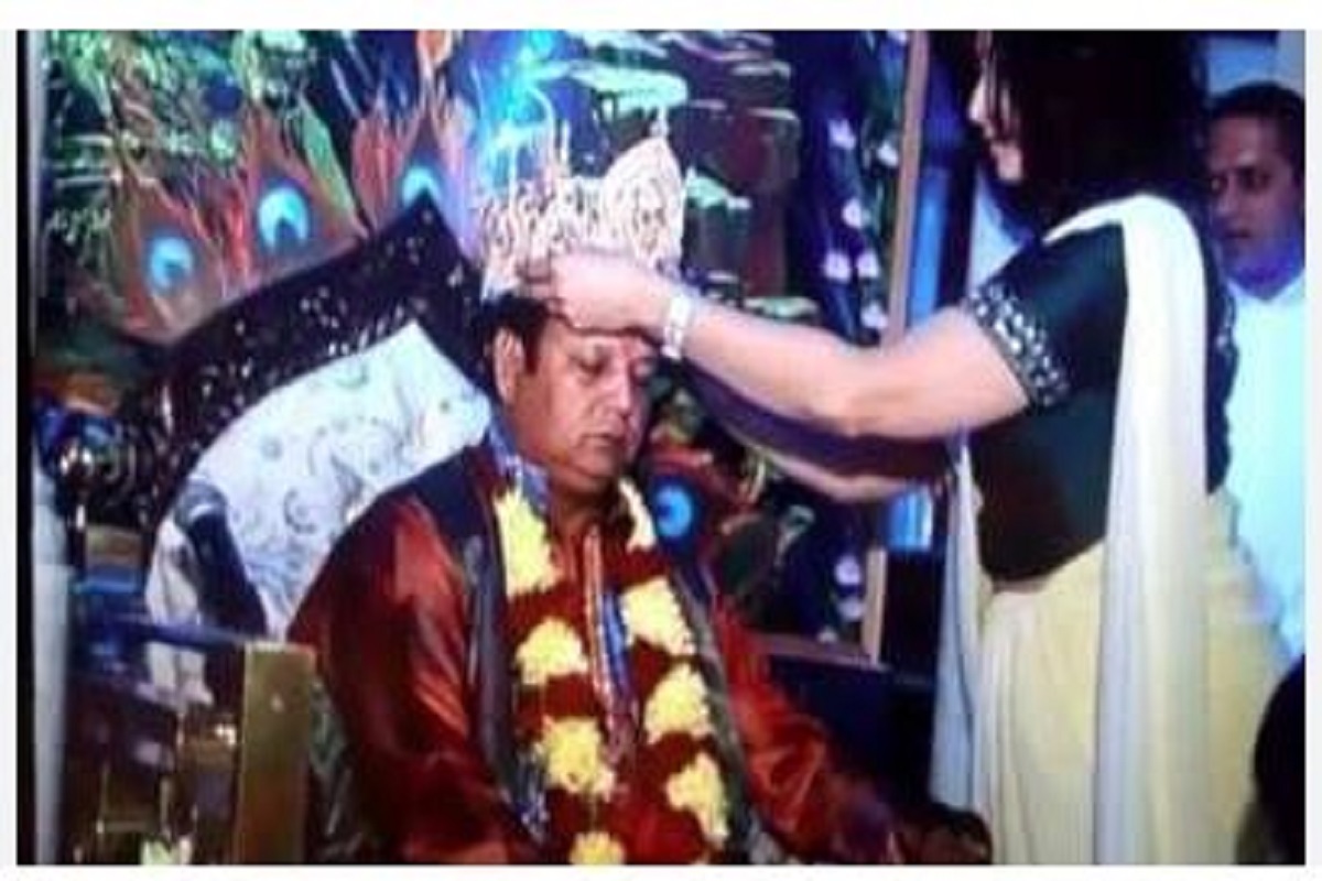 एक महिला का 1320 बार रेप! भारत का बाबा ब्रिटेन में बना ‘भगवान’, शिष्याओं से बनाता था शारीरिक संबंध