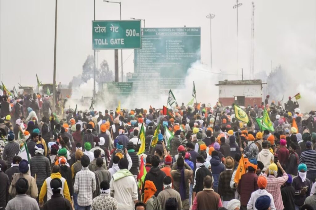 Farmers announced tractor march on 15 August