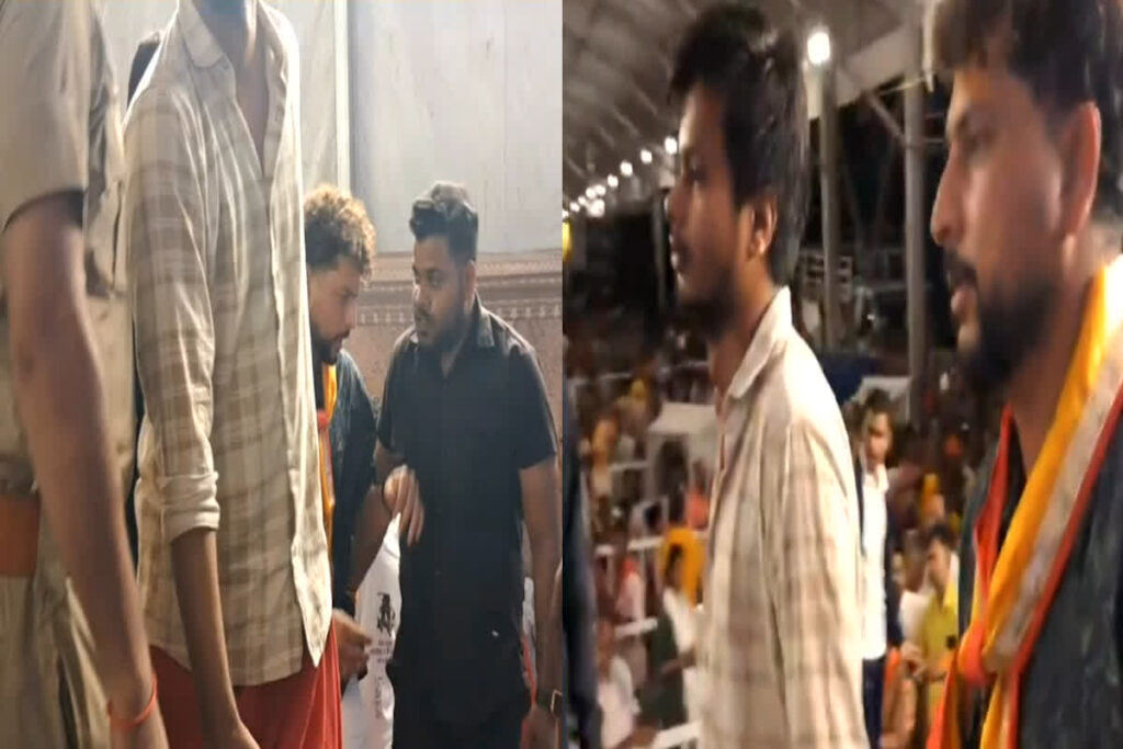 Kuldeep Yadav in Bageshwar Dham