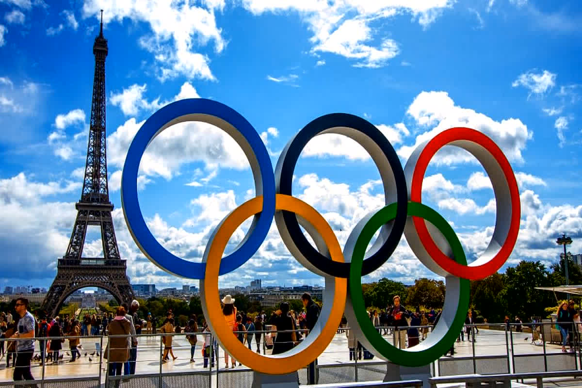 Paris Olympic Opening Ceremony 2024: पेरिस ओलंपिक का उद्घाटन कल, कई नामी हस्तियां होंगी शामिल, दो हजार कलाकार देंगे रंगारंग कार्यक्रमों की प्रस्तुति