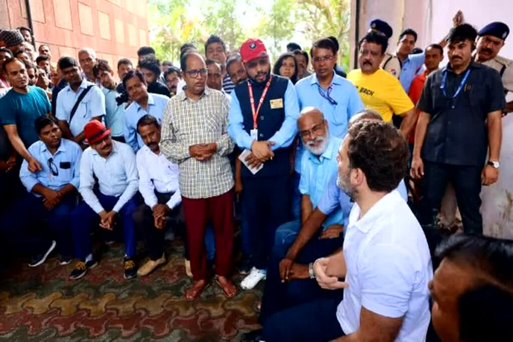 Rahul Gandhi Meet Loco Pilot