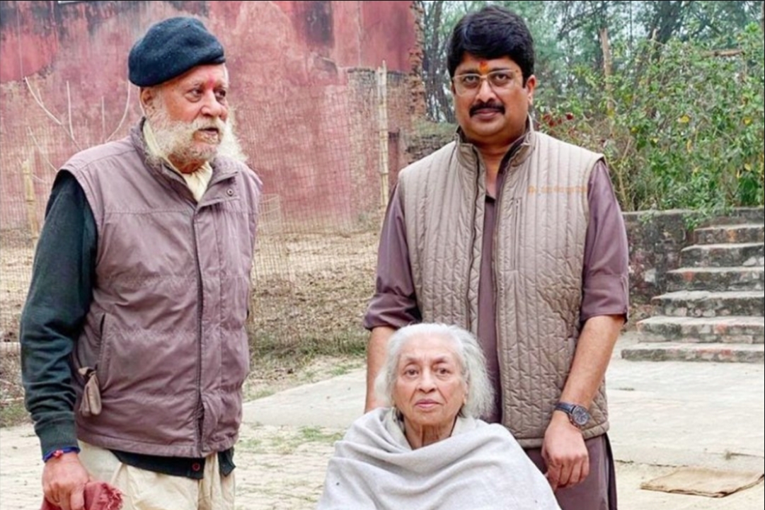 Pratapgarh News : कुंडा विधायक राजा भैया पर मंडराए संकट के बादल, पुलिस ने पिता को किया नजरबंद, आखिर क्या कर दिया ऐसा..