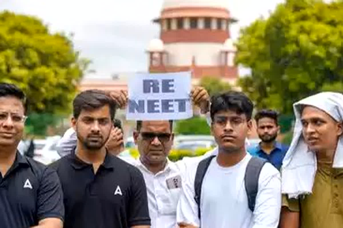 NEET-UG 2024 SC Hearing Today: NEET-UG परीक्षा से जुड़ी याचिकाओं पर आज सुनवाई, कोर्ट रीएग्‍जाम पर दे सकती है फैसला…