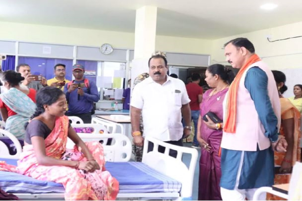 सरगुजा संभाग में 15 विशेषज्ञ डॉक्टरों की नियुक्तियां, स्वास्थ्य मंत्री की विधानसभा में 4 डॉक्टरों की पदस्थापना…देखें पूरी लिस्ट